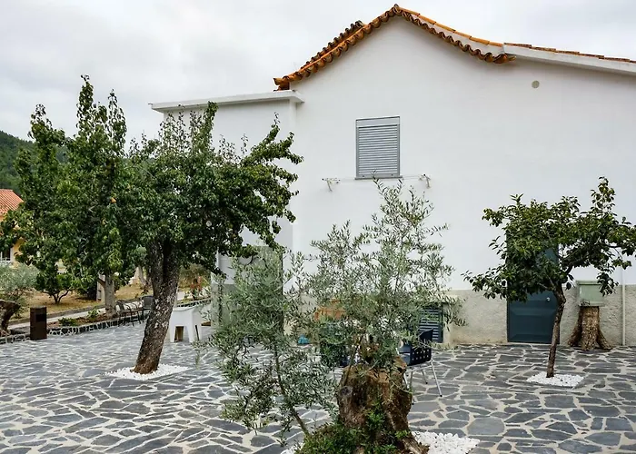 Casa Do Ferreiro Ii Vendégház Góis