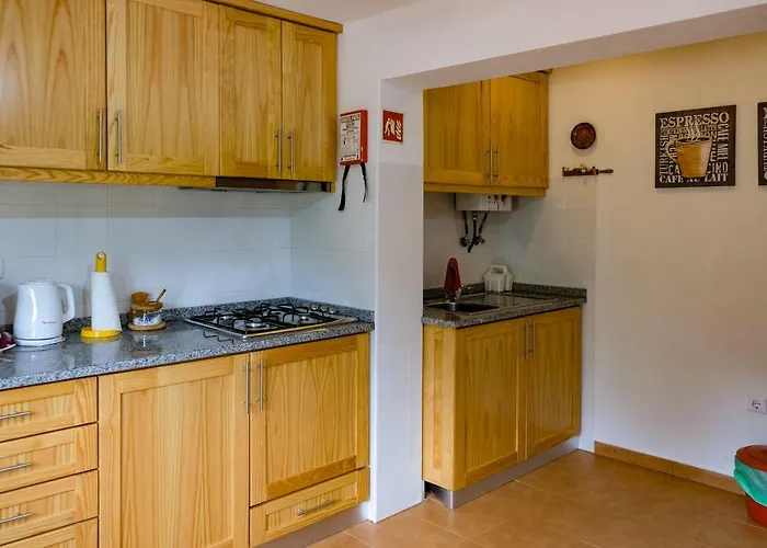 Casa Do Ferreiro Ii בית הארחה